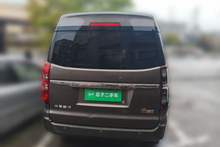 Used Jinbei Gold Hiace M Classic 2022 1.5L Travel Lion Passenger Van 7 Seats Rear