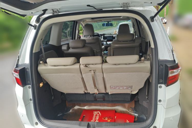 Used Honda Odyssey 2015 Revised 2.4L Luxury Edition Trunk