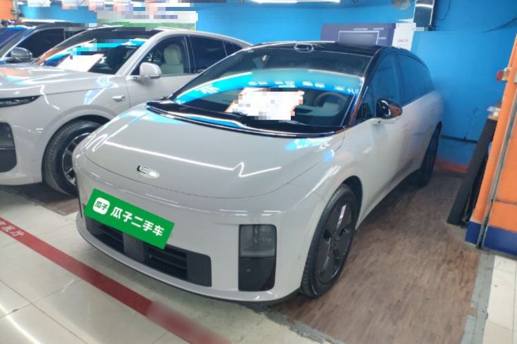 Used Li Auto i6 2025 Model Two-Wheel-Drive Standard Type