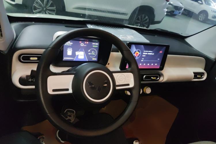 Used Wuling Hongguang MINIEV 2024 3rd Generation 215km Youth Edition
