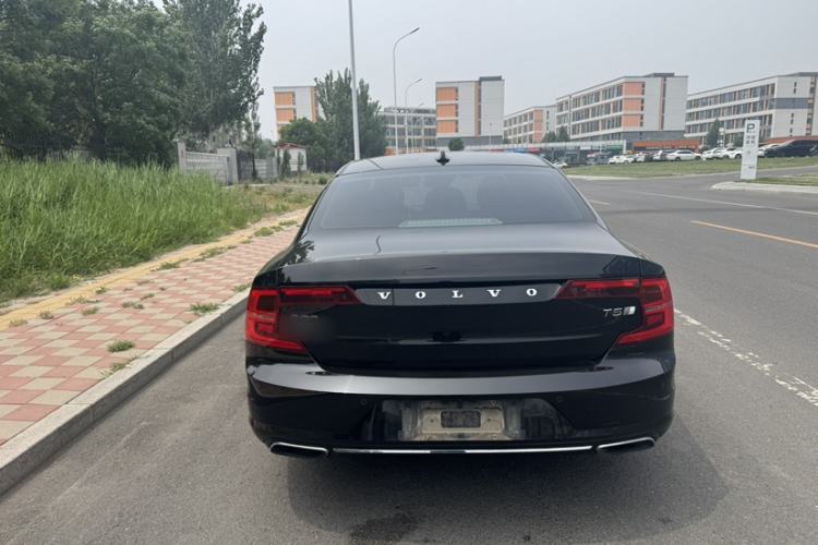 Used Volvo S90 2020 T5 Zhiyi Luxury Edition Exterior 4
