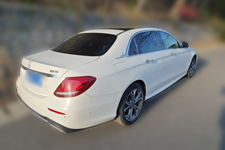 Used Mercedes-Benz E-Class 2020 Restyled E 300 L Sporty and Stylish Edition
