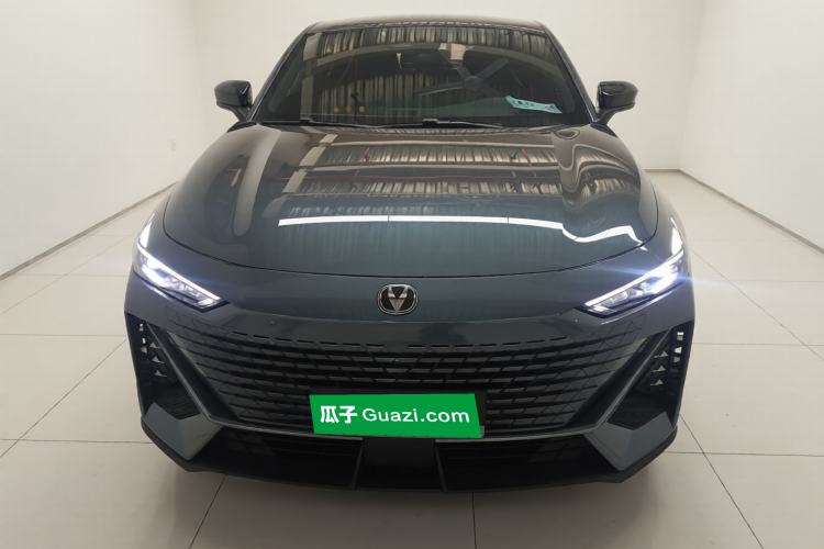 Used Changan UNI-V 2023 1.5T Prestige Model