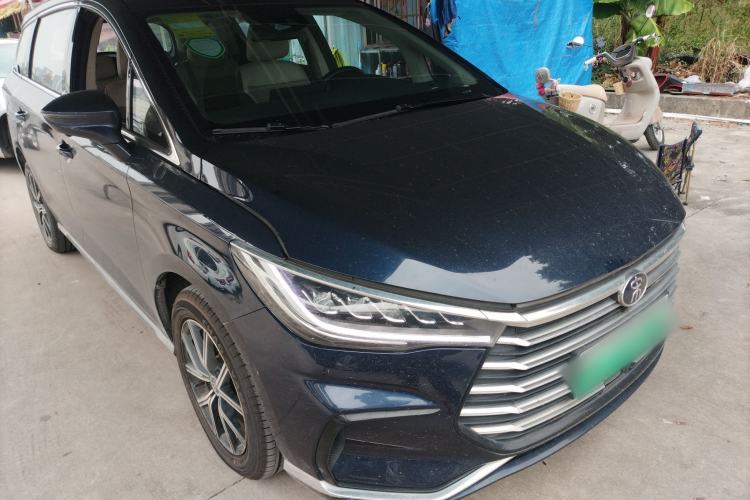 Used BYD Song MAX New Energy 2022 DM-i 105KM Flagship Model Exterior 2