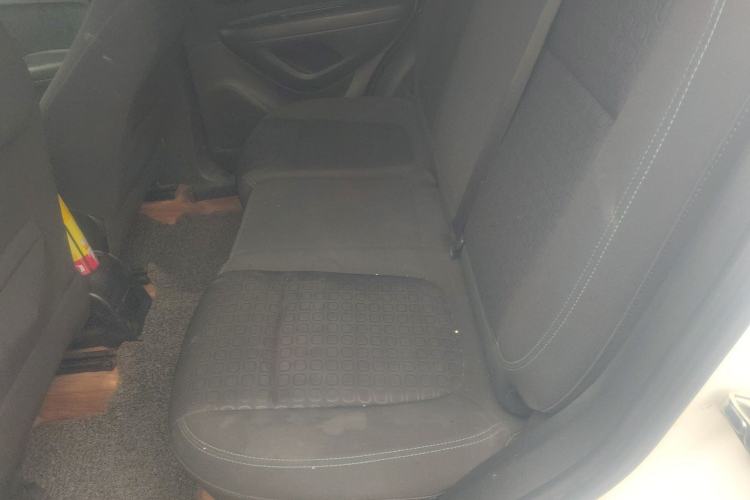 Used Chevrolet Trax 2016 1.4T Automatic Two-Wheel Drive Comfort Version with Sunroof
