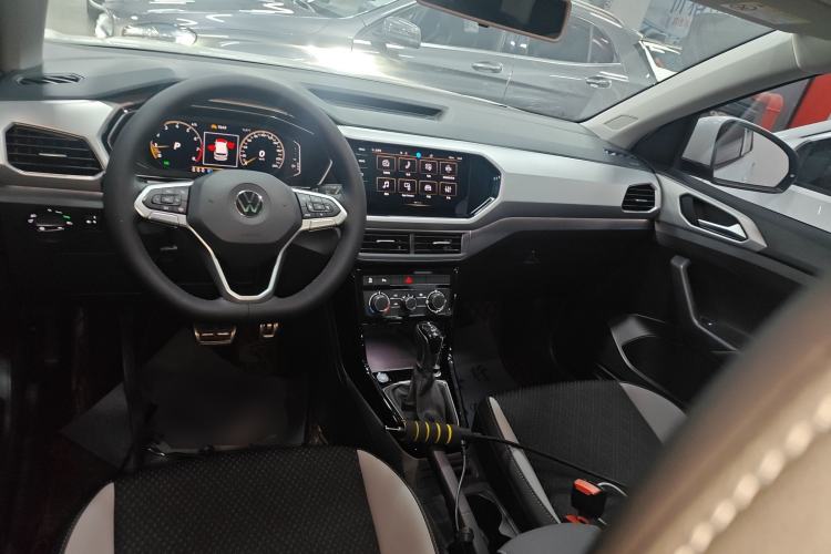 Used Volkswagen Tacqua 2021 280TSI DSG EnjoyPro Smart Connectivity Version