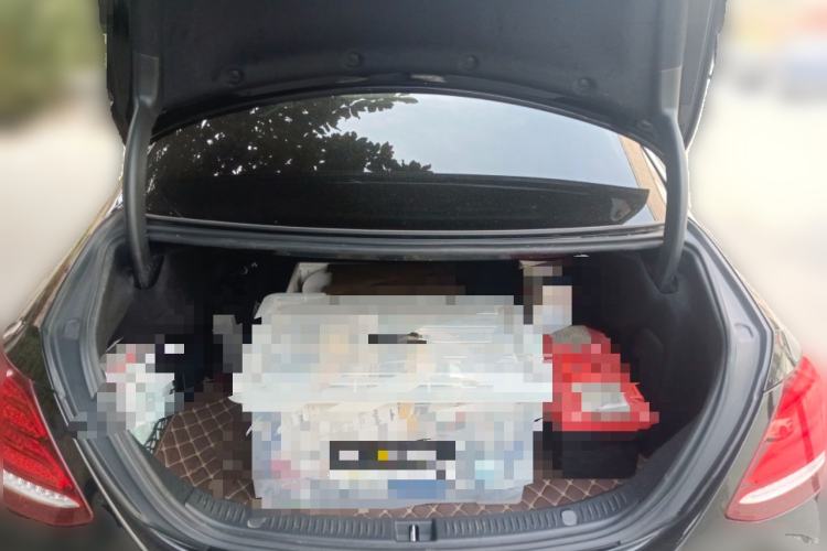 Used Mercedes-Benz E-Class 2018 Facelift E 300 L Luxury Edition
