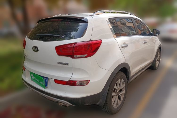 Used Kia Sportage R 2016 2.0L Automatic Two-Wheel Drive GLS Trim Rear Right 45 Deg