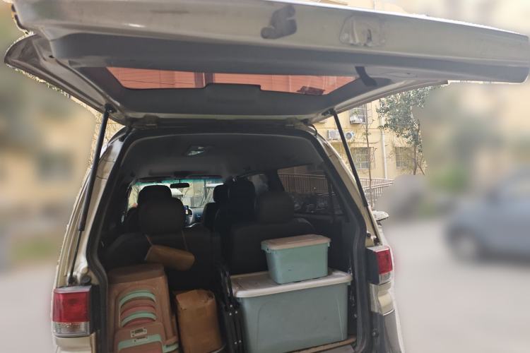 Used FORTHING Lingzhi 2013 M5 Q3 2.0L 7-seat Long-wheelbase Luxury Model
