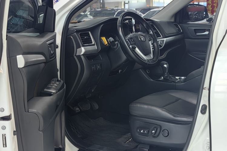 Used Toyota Highlander 2015 2.0T Four-Wheel Drive Luxury Edition 7-Seater