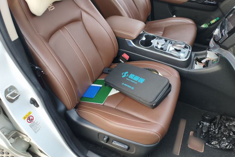 Used BYD Tang New Energy 2015 2.0T Four-Wheel-Drive Flagship Model