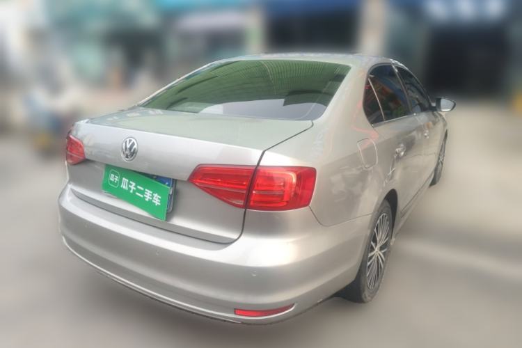 Used Volkswagen Sagitar 2017 230TSI Automatic Luxury Edition Rear Right 45 Deg