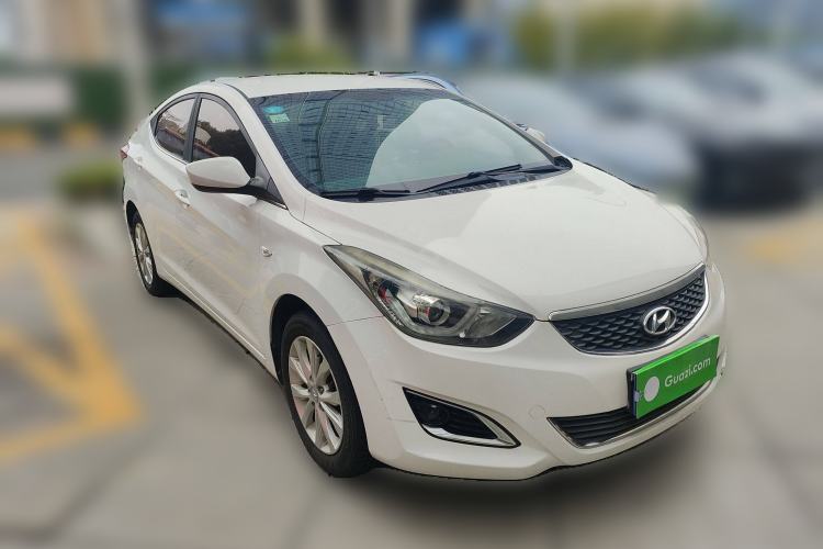 Used Hyundai Elantra (5th Generation / Langdong) 2016 1.6L Automatic Smart Version Front Right 45 Deg