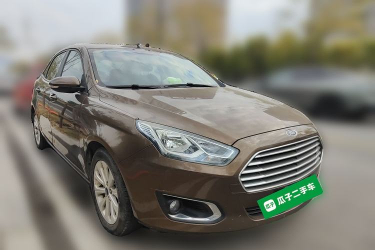 Used Ford Escort 2015 1.5L Manual Fashion Edition