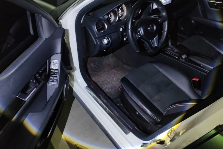 Used Mercedes-Benz C-Class 2013 C 260 Fashion Edition Grand Edition
