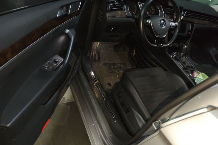 Used Volkswagen Magotan 2017 330TSI DSG Luxury Model