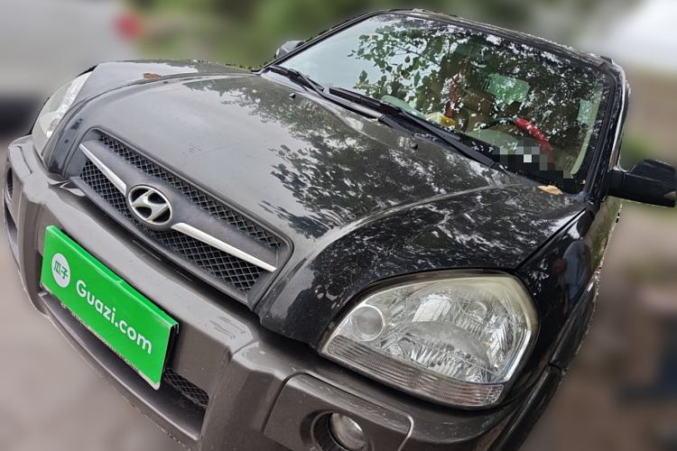 Used Hyundai Tucson 2009 2.0L Automatic Two-Wheel Drive with Sunroof