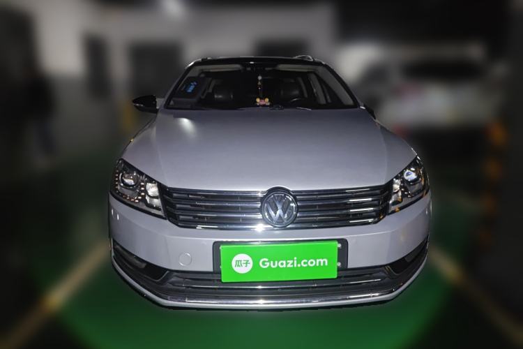 Used Volkswagen Magotan 2012 Travel Edition 2.0 TSI Luxury Version
