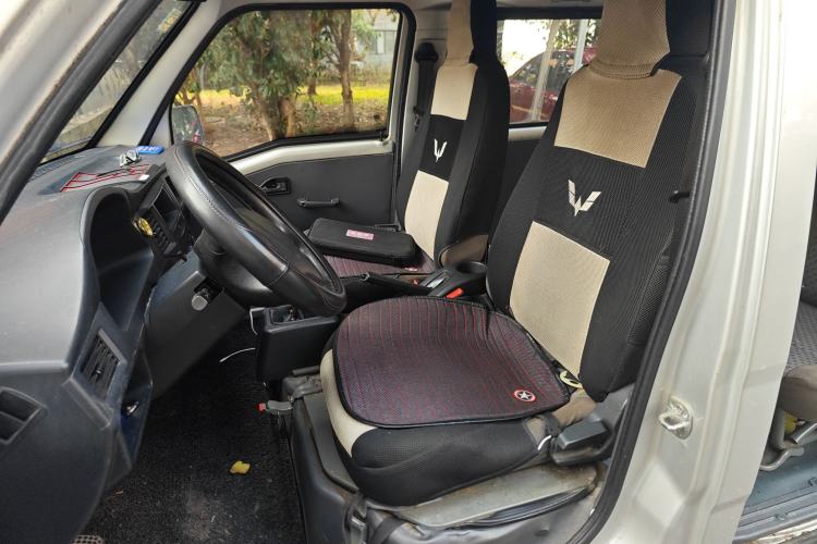 Used Wuling Zhiguang 2015 1.2L Practical LS-I Model