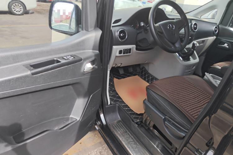 Used JAC Refine M3 2015 Maker Edition 1.6L Luxury Smart Version Driver Seat