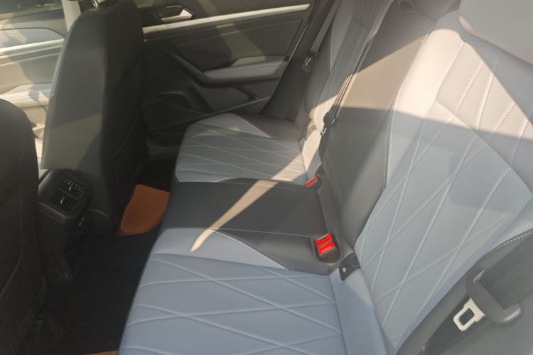 Used Volkswagen Lavida 2024 1.5L Automatic Starry Sky 5 Million Edition Left Rear Seat