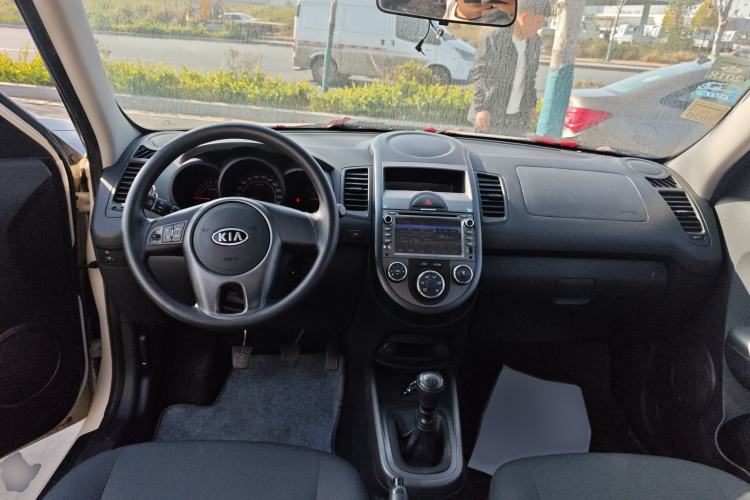 Used Kia Soul 2013 1.6L MT GL