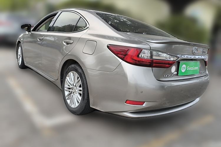 Used Lexus ES 2017 200 30th Anniversary Edition
