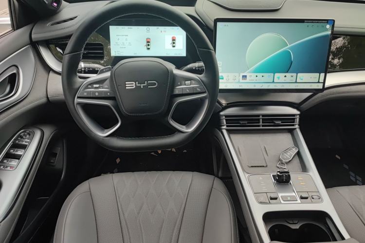 Used BYD Seal 07 DM-i 2025 Intelligent Driving Version DM-i 1.5T 125 km Range Flagship Edition