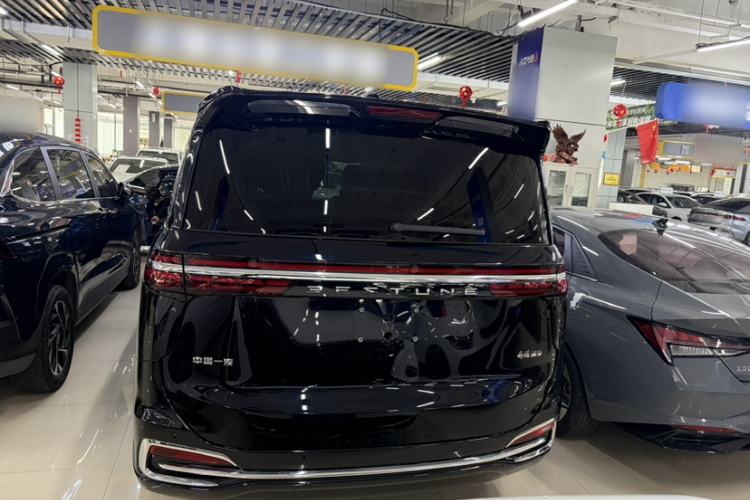 Used Bestune M9 2023 2.0T Ultimate Edition