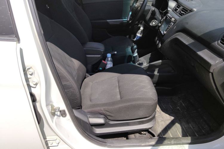 Used Kia K2 2015 Sedan 1.4L MT GLS