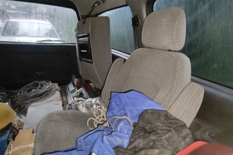 Used JAC Group Refine 2012 1.9T Shuttle Diesel Comfort Version HFC4DB1-2C
