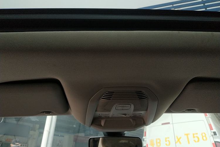 Used Citroen C5 AIRCROSS 2017 350THP Fashion Edition Headliner