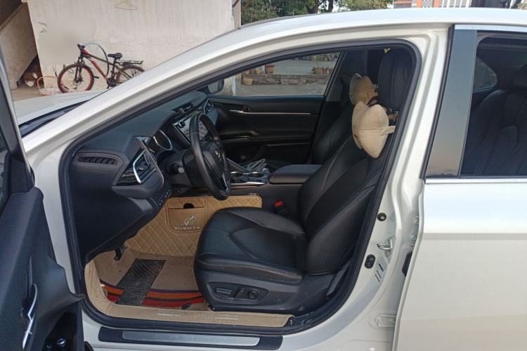 Used Toyota Camry 2019 2.0G Luxury Edition China VI Standard