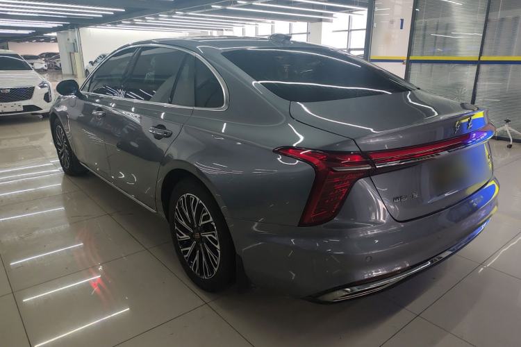 Used Hongqi H5 2024 2.0T Automatic Smart Connect Flagship Edition
