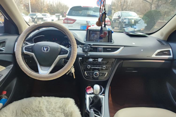 Used Changan Alsvin V7 2015 1.6L Manual Enjoyment Model China IV Standard
