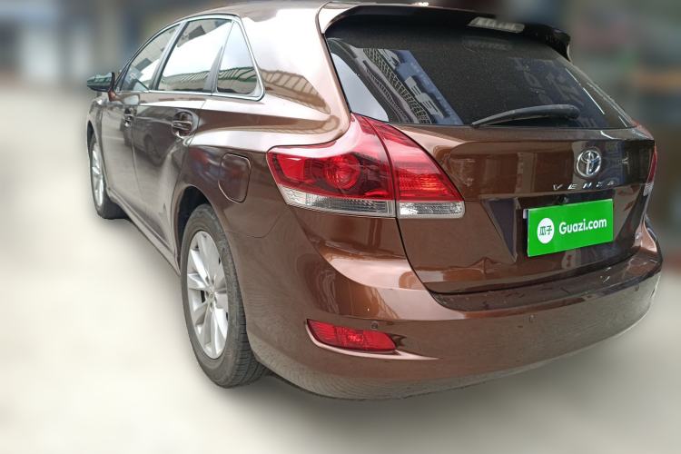 Used Toyota Venza 2013 2.7L Two-Wheel-Drive Luxury Edition Rear Left 45 Deg