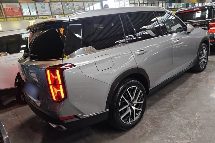 Used GAC Trumpchi GS8 2022 Flagship Series 2.0 TGDI Four-Wheel Drive Luxury Smart Connectivity Version (6 Seats)
