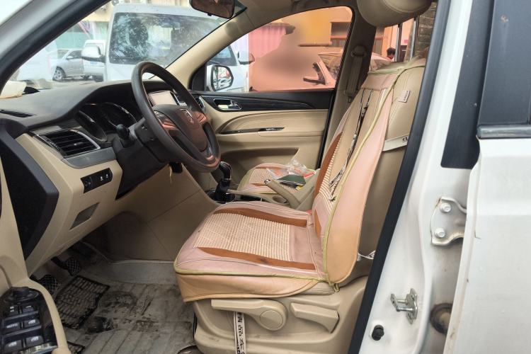 Used Baojun 730 2016 1.5L Manual Comfort Version 7 Seats China V Emission Standard
