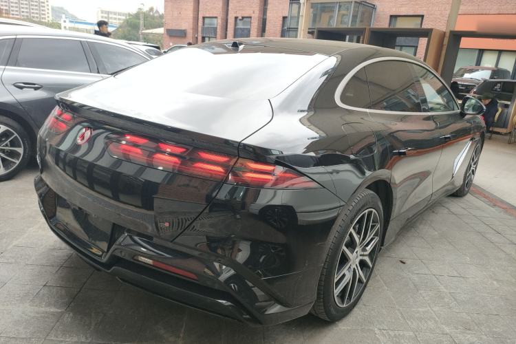 Used Denza Z9 2024 1100 km Four-Wheel Drive Max Version