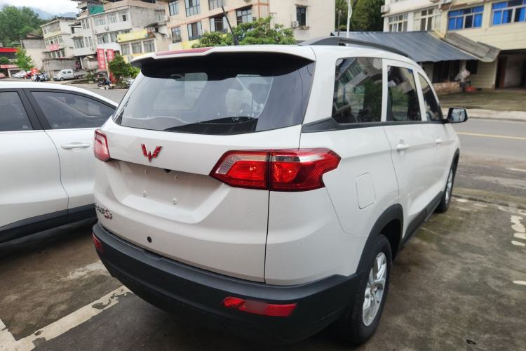 Used Wuling Hongguang S3 2019 1.5L Manual Standard Version China VI Standard Rear Right 45 Deg