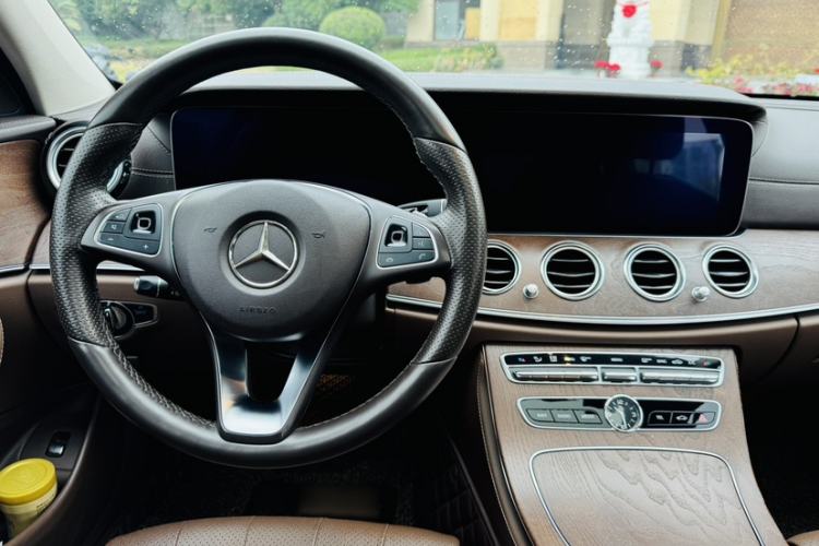 Used Mercedes-Benz E-Class 2018 Facelift E 200 L Steering Wheel