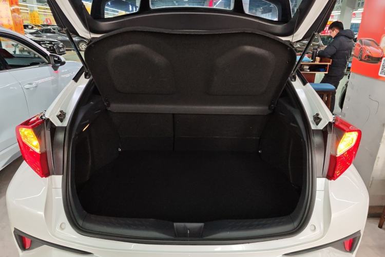 Used Toyota C-HR 2021 2.0L Comfort Edition
