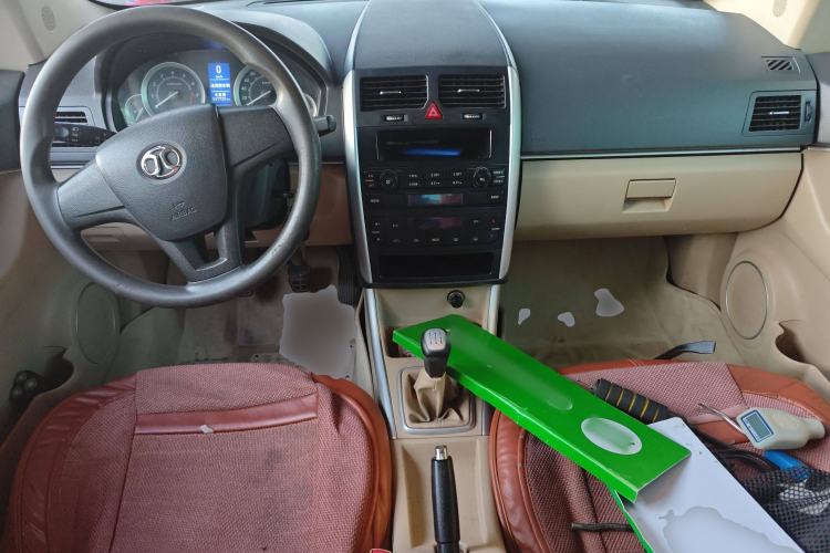 Used BAIC E Series 2013 Sedan 1.3L Manual Lotte Edition
