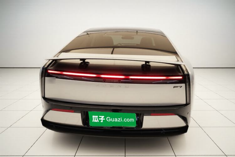 Used XPeng P7 2025 Model—750 All-Wheel-Drive High-Performance Ultra Rear