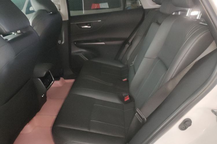 Used Toyota Harrier 2023 2.0L CVT Two-Wheel Drive Deluxe Edition