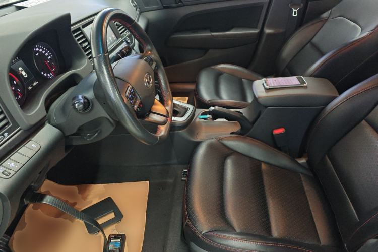 Used Hyundai Elantra (6th Generation / Lingdong) 2018 1.4T Dual-Clutch Xuan Dong · Dynamic Edition Left Front Seat