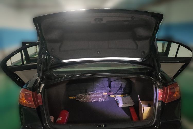 Used Mitsubishi Lancer EX 2012 1.8L Manual Charm Edition
