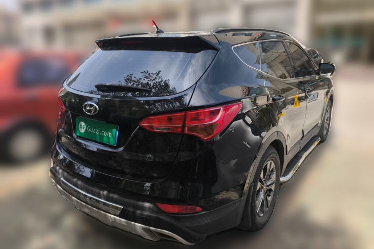 Used Hyundai Santa Fe 2013 2.4L Automatic 2WD Comfort Edition Rear Right 45 Deg