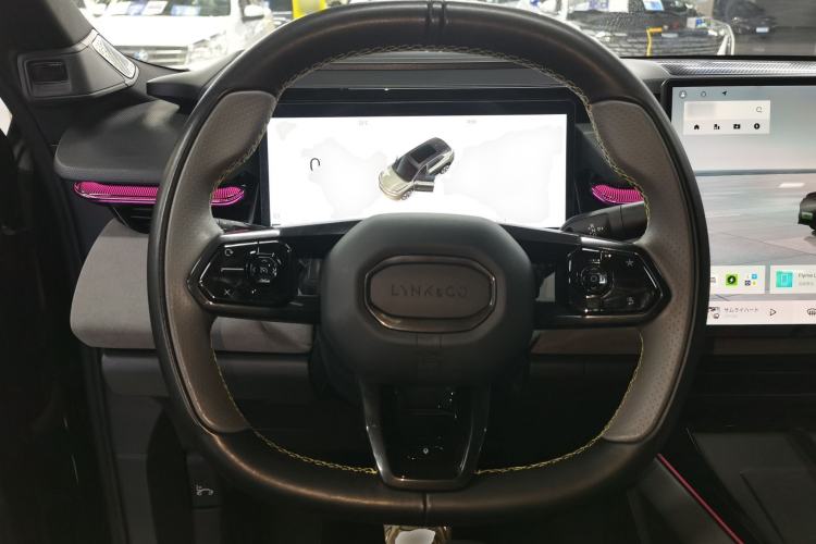 Used Lynk & Co 08 EM-P 2023 120km Long-Range Halo Steering Wheel