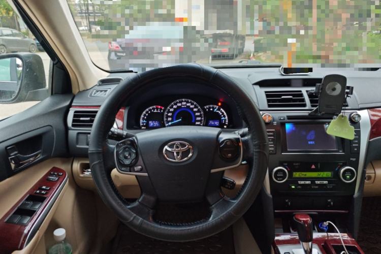 Used Toyota Camry 2012 2.5G Luxury Edition
